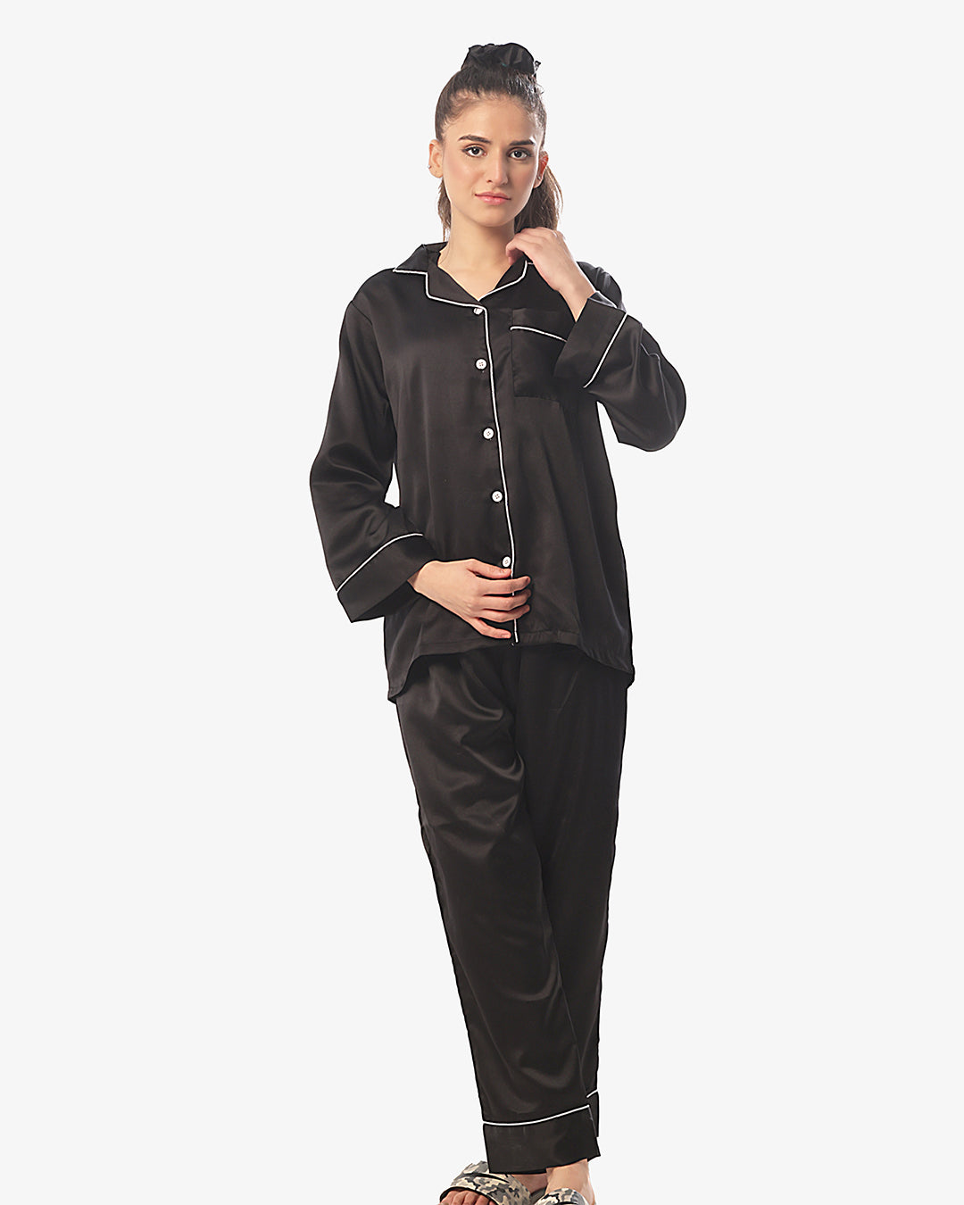 Sajiero Silk Pajama Black Suit with Scrunchie - Pearl