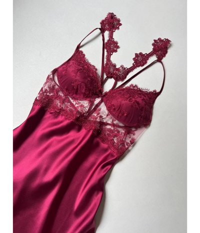 Maroon 6 PCS LONG SLIT SILK NIGHTY SET